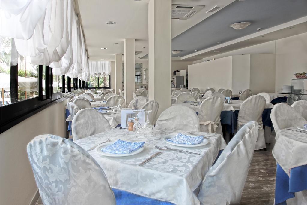 Hotel Loretta & Dependance Cervia Exteriör bild